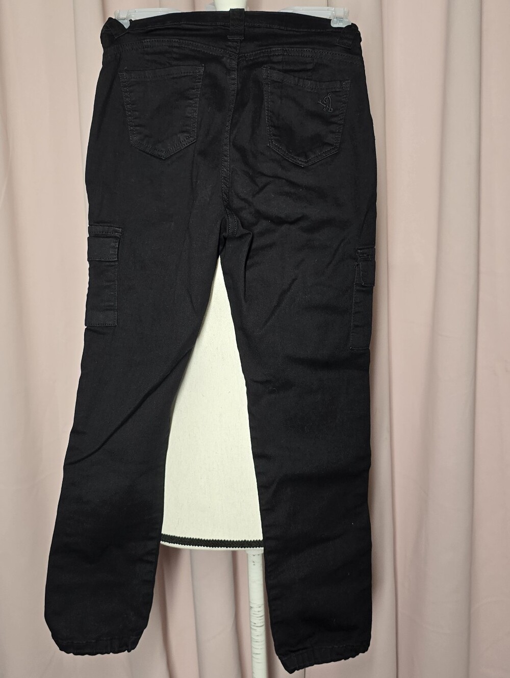 VIP JEANS - Picture 2 of 4